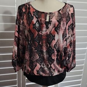 Jennifer Lopez Black and Pink Graphic Blouse 3/4 Sleeve